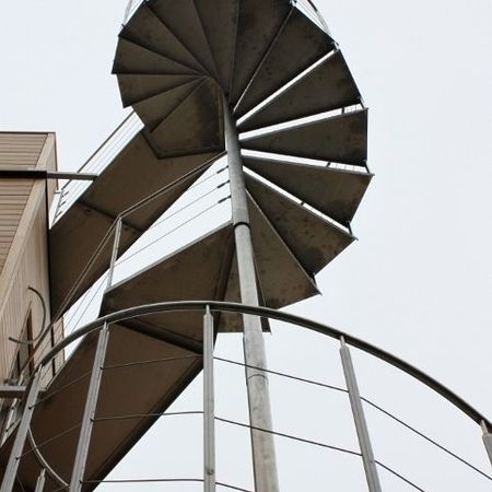 19. Edelstahlwendeltreppe