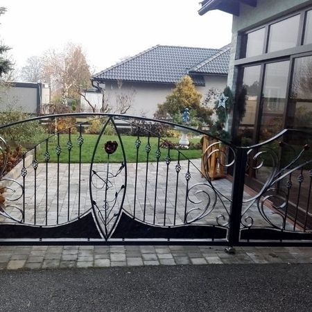 22. Schmiedeeisentor