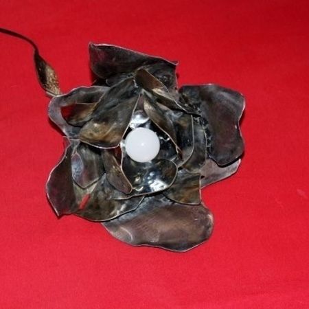 30. Tischlampe "Rose"